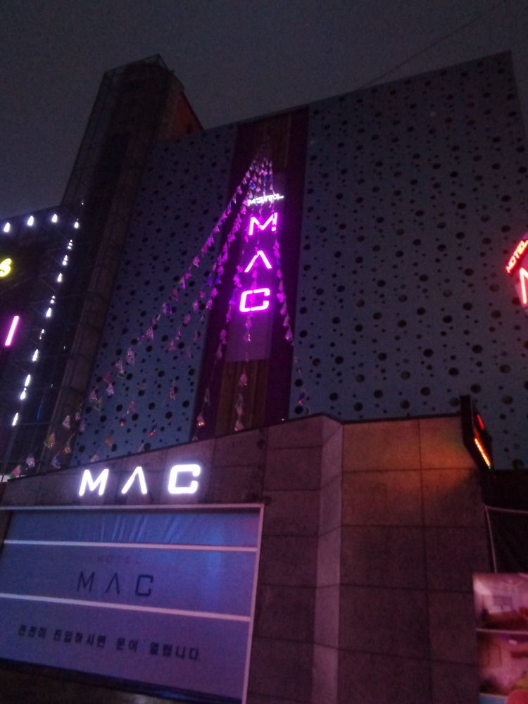 Mac Hotel Daejeon Bagian luar foto